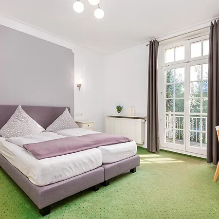 Hotel Und An Der Kost Hattingen